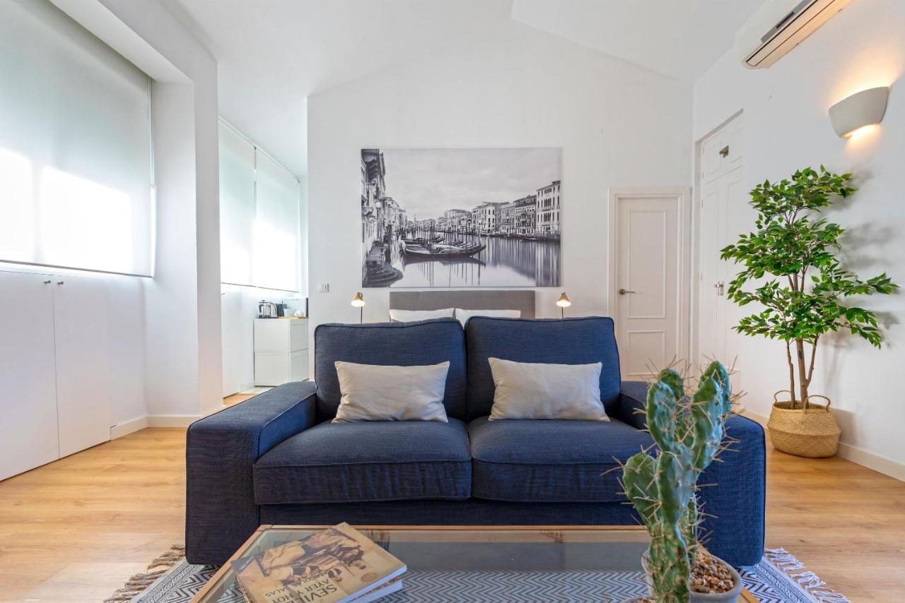 Genteel Home Castilla Terrace Севиля Екстериор снимка